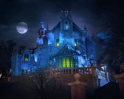 The Enchanting History of Boyd's Creek's Haunted Magic Mansion